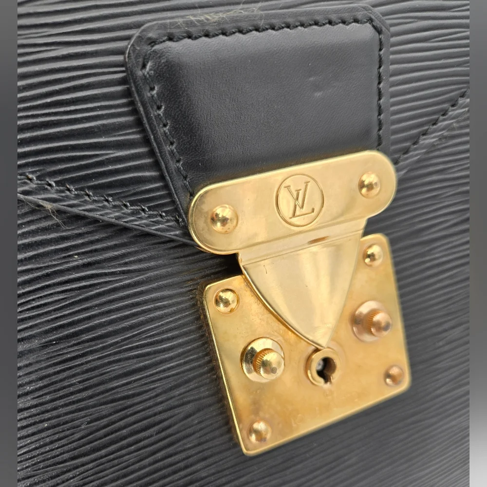 Louis Vuitton Serviette Ambassadeur Briefcase in Black Epi Leather MI0901